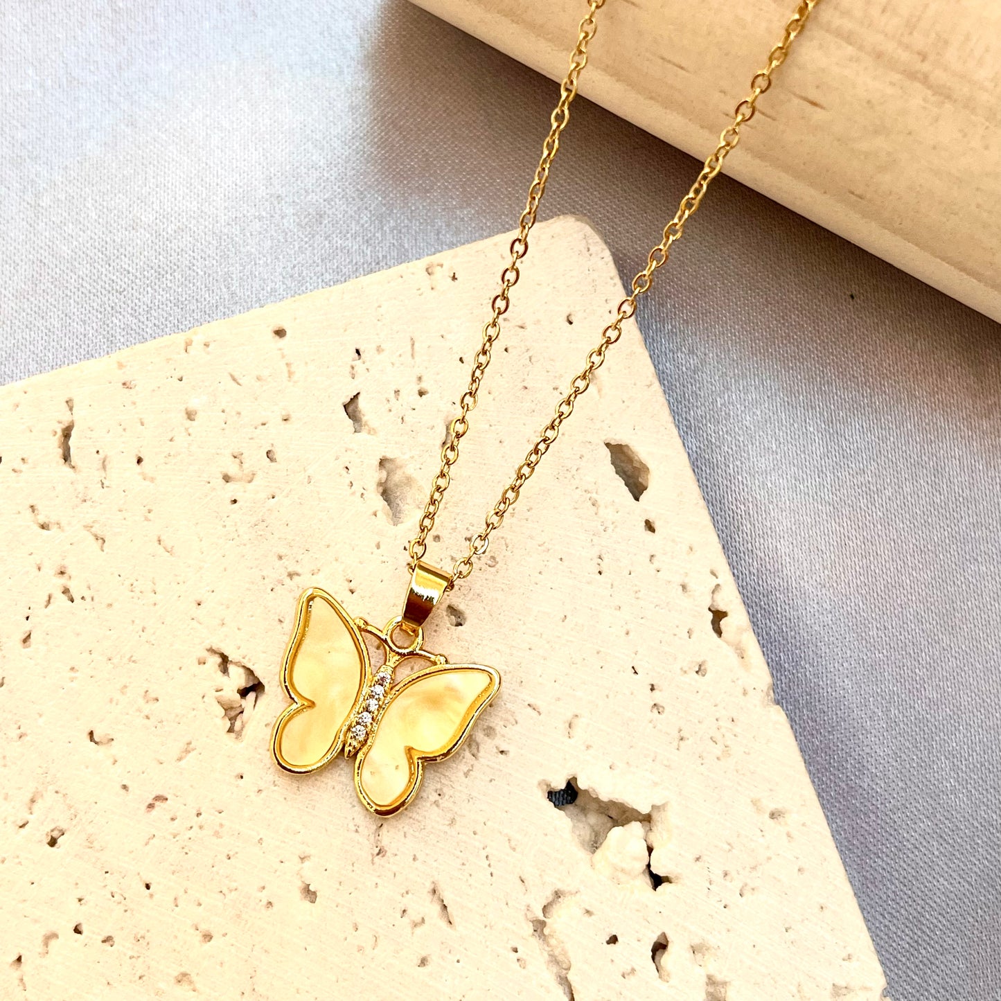 Big Butterfly Pendant Necklace