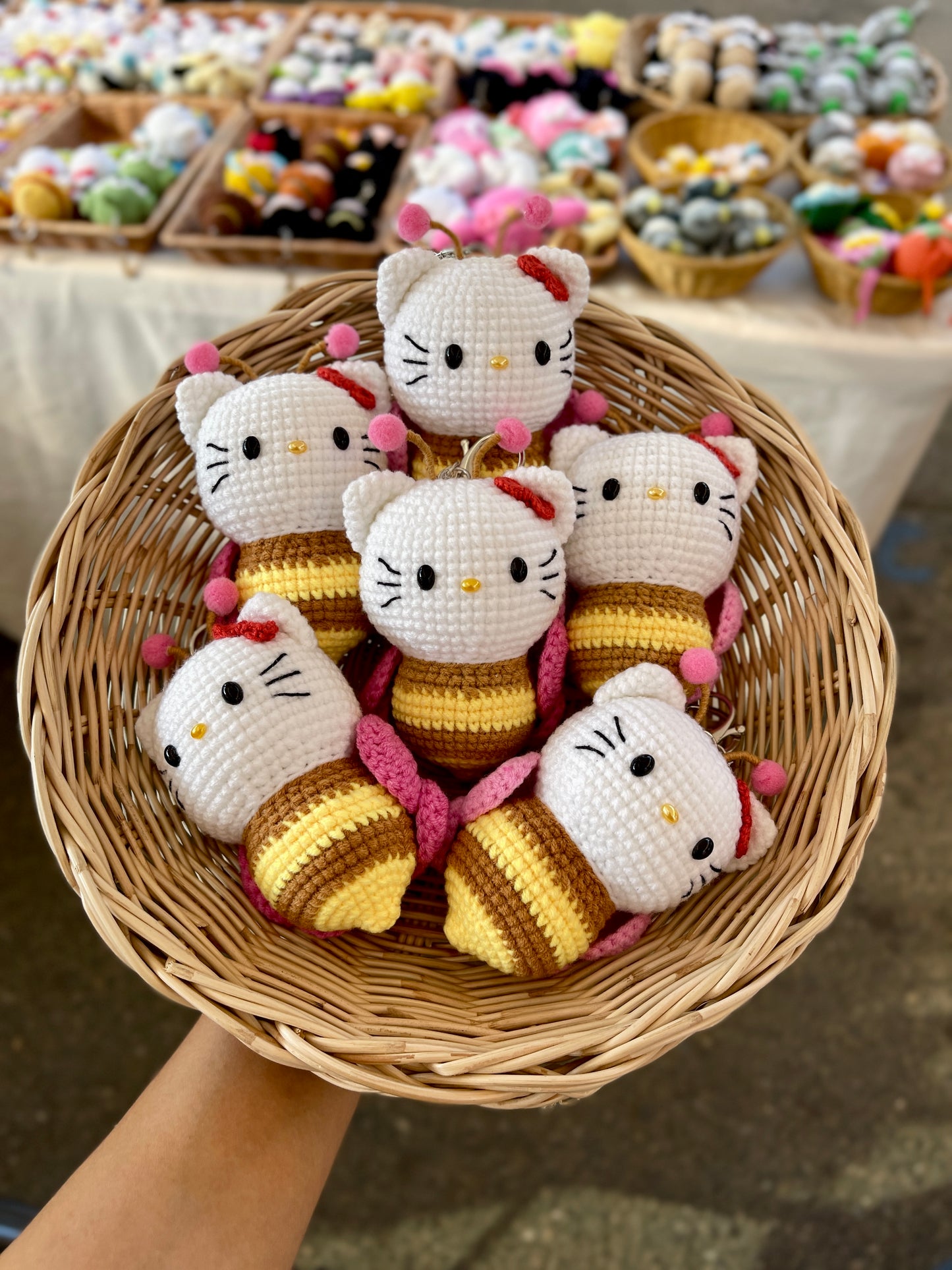 Bee Hello Kitty Crochet Keychain