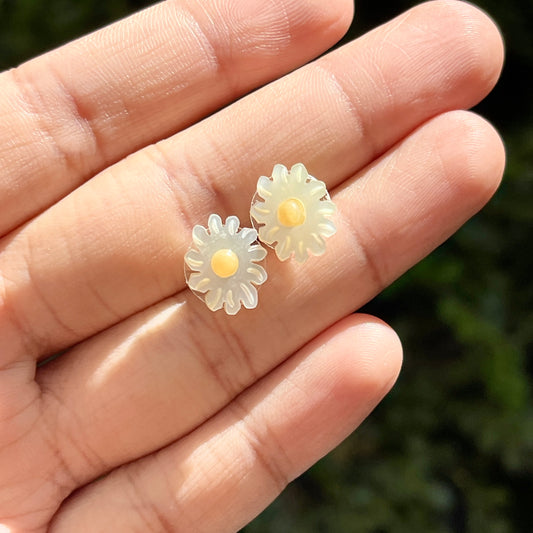 Daisy Stud Earrings