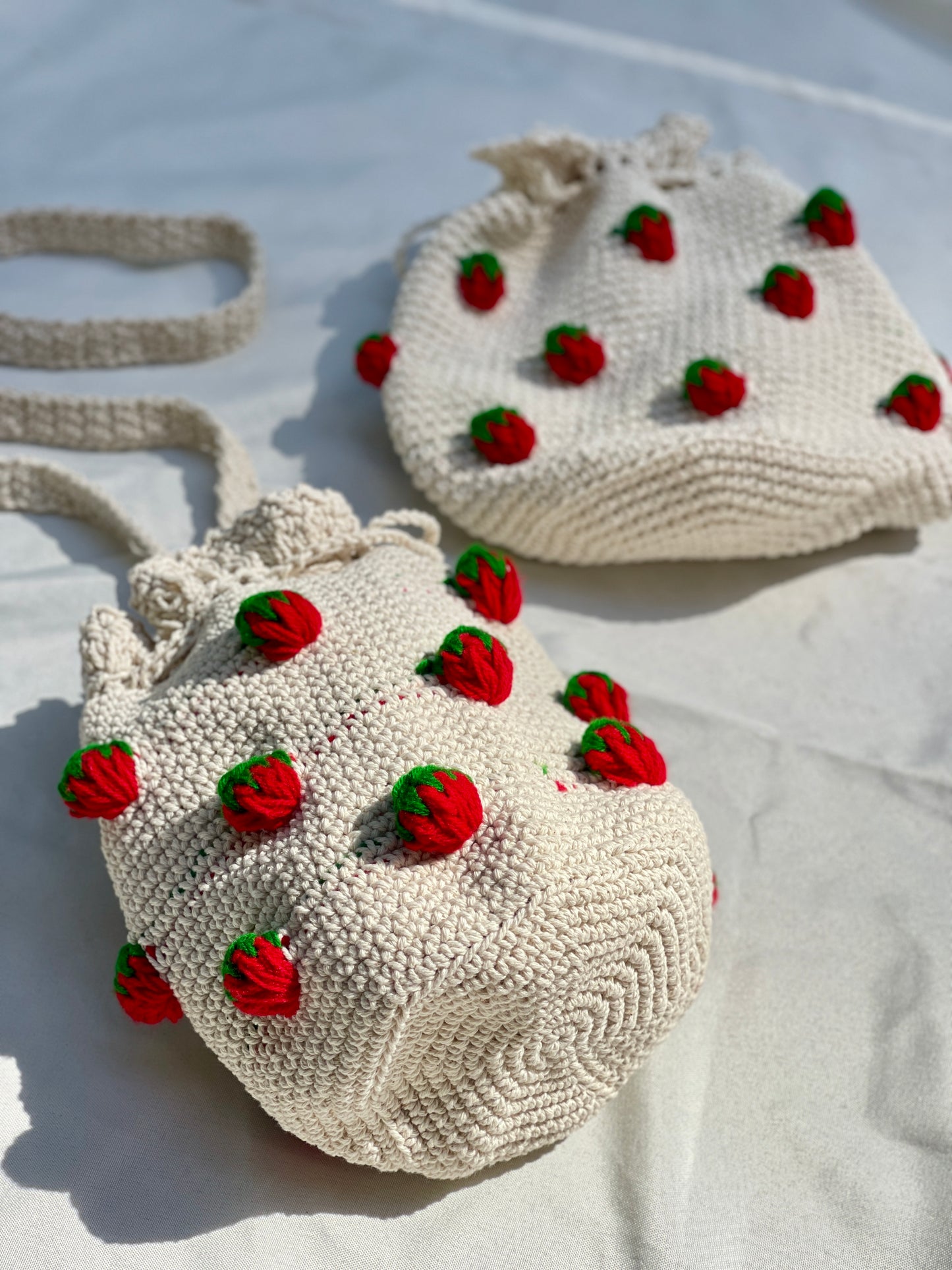 Pop Out Strawberry Crochet Bucket Crossbody Bag