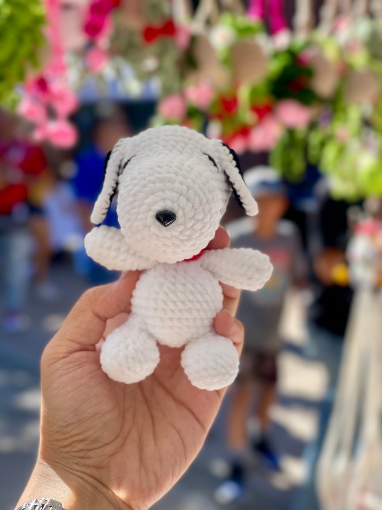 Red Collar Snoopy Crochet Keychain