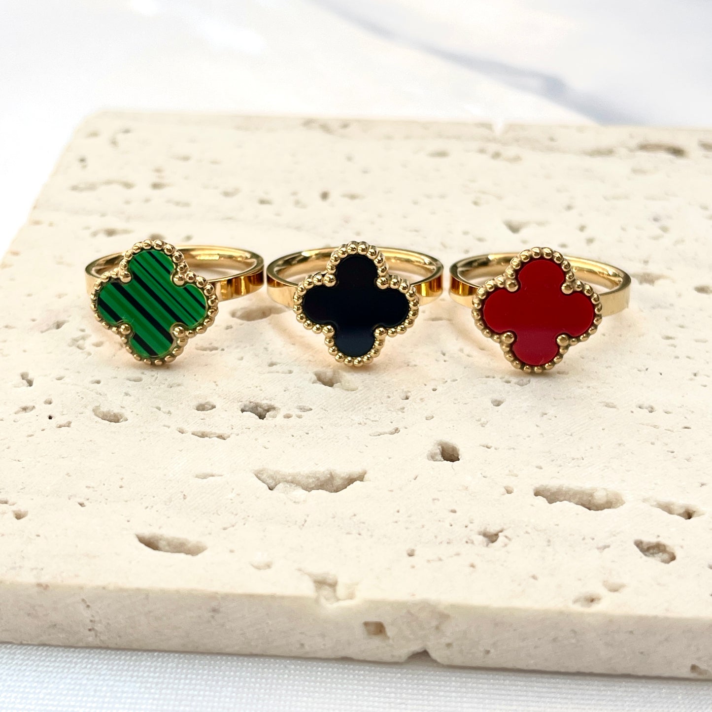 Clover Ring