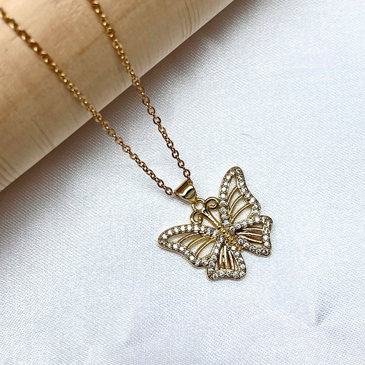 Big Butterfly Pendant Necklace