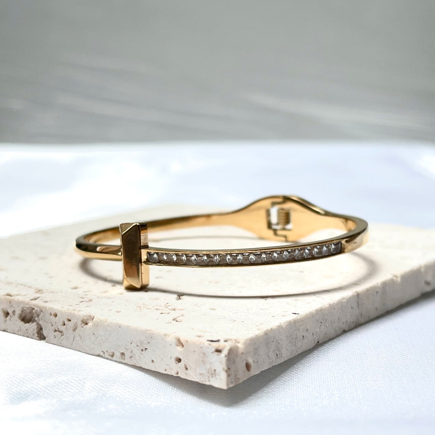 Iris Bangle Bracelet