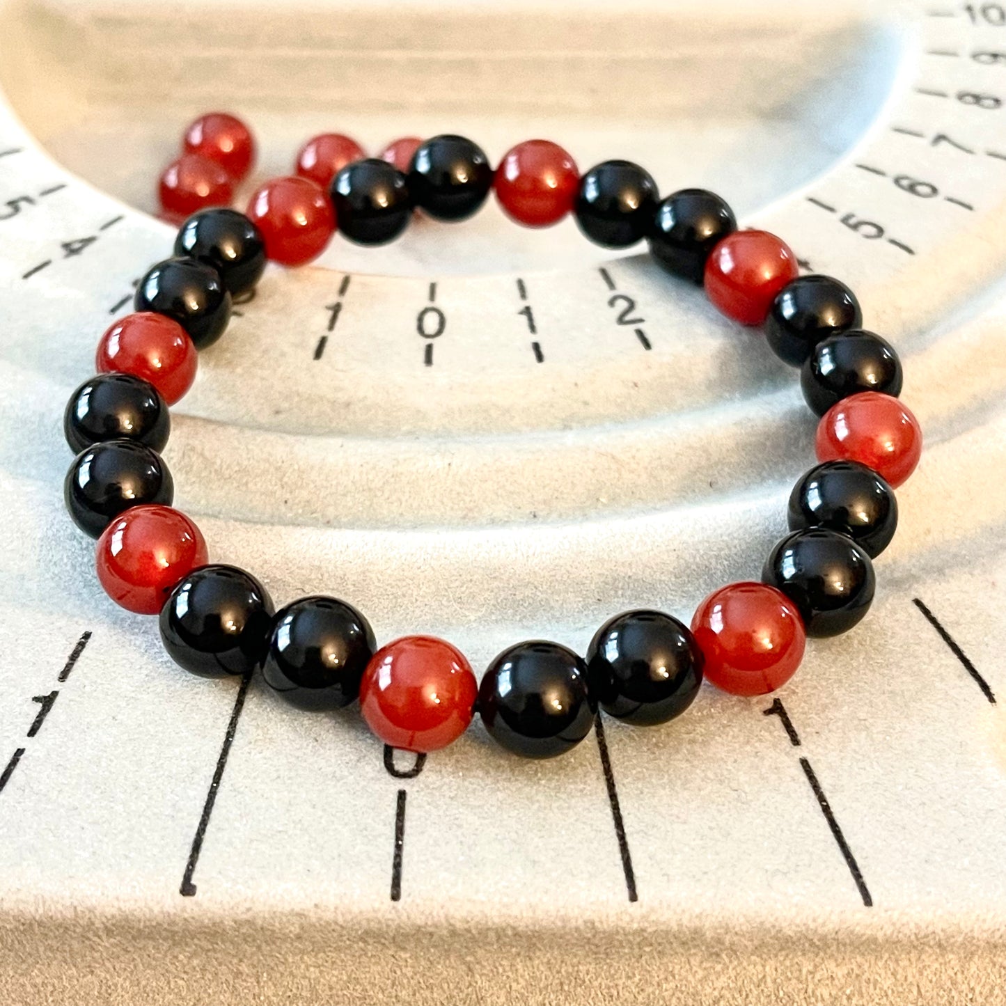 Onyx + Carnelian Stretch Bracelet