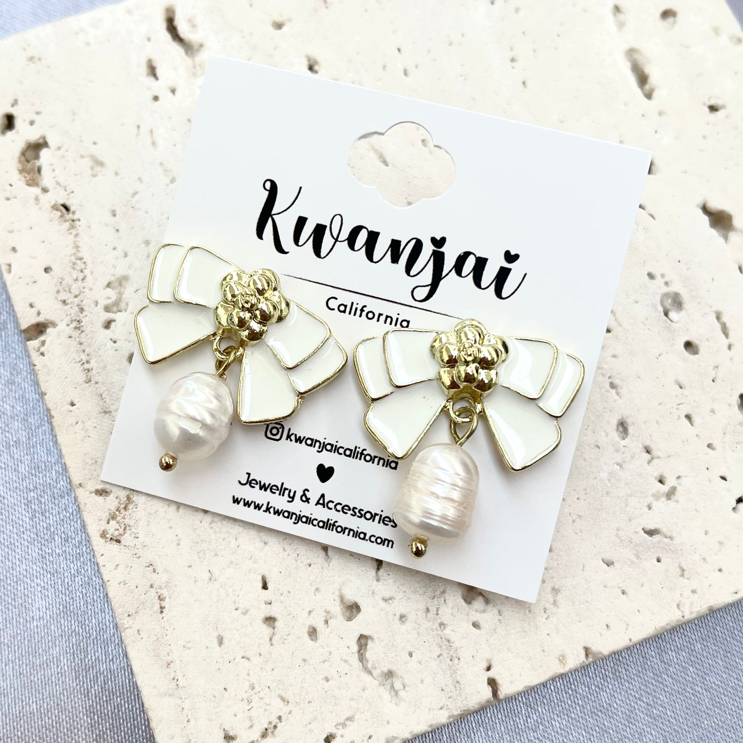 White Bow Flower Earrings