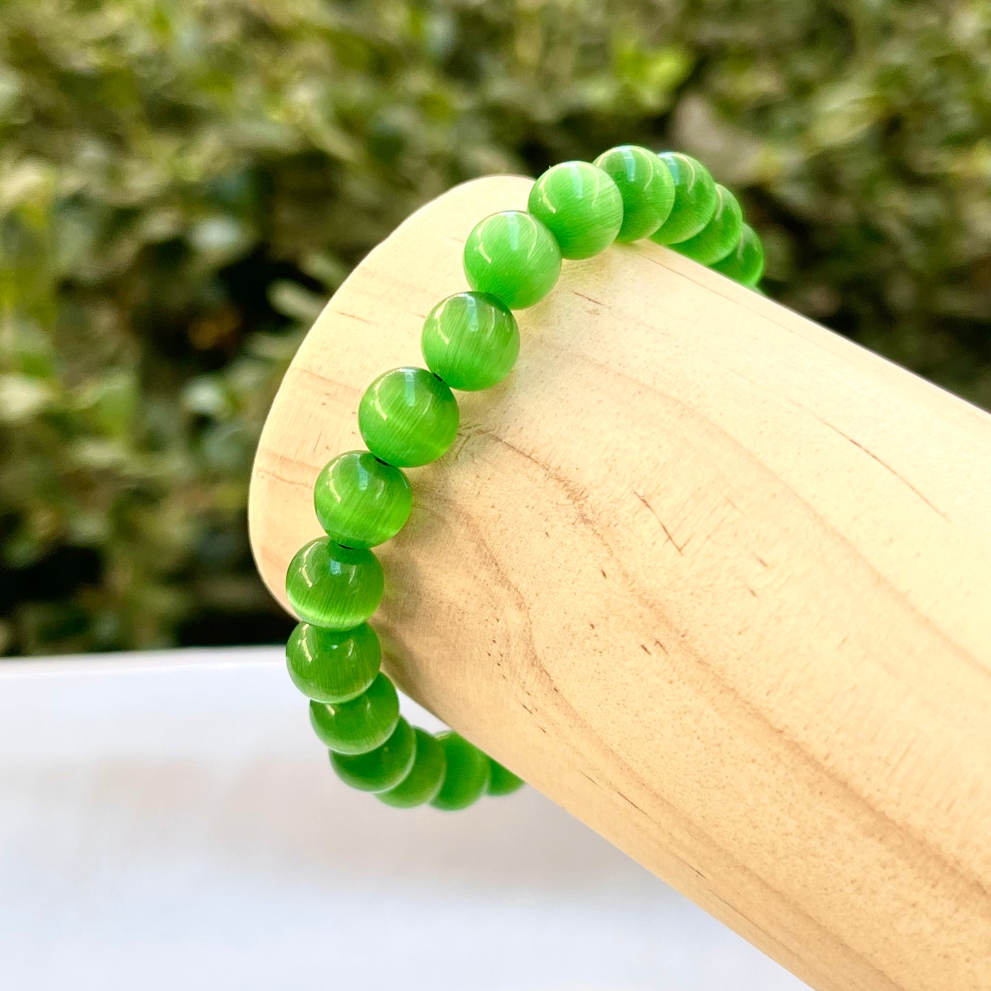 Green Cat’s Eye 8 mm Stretch Bracelet