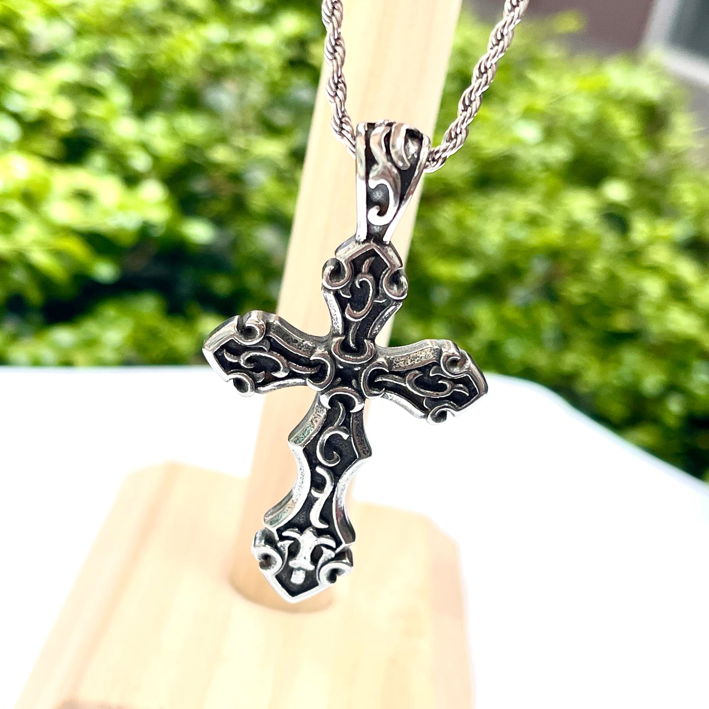 Big Cross Pendant Necklace