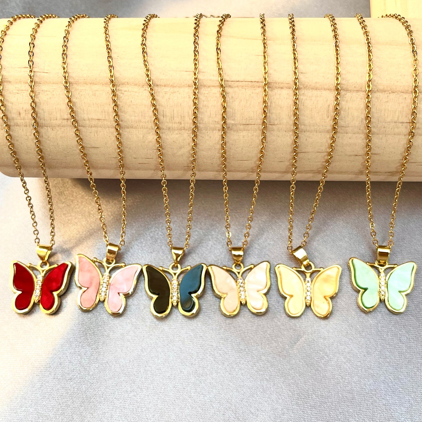 Big Butterfly Pendant Necklace