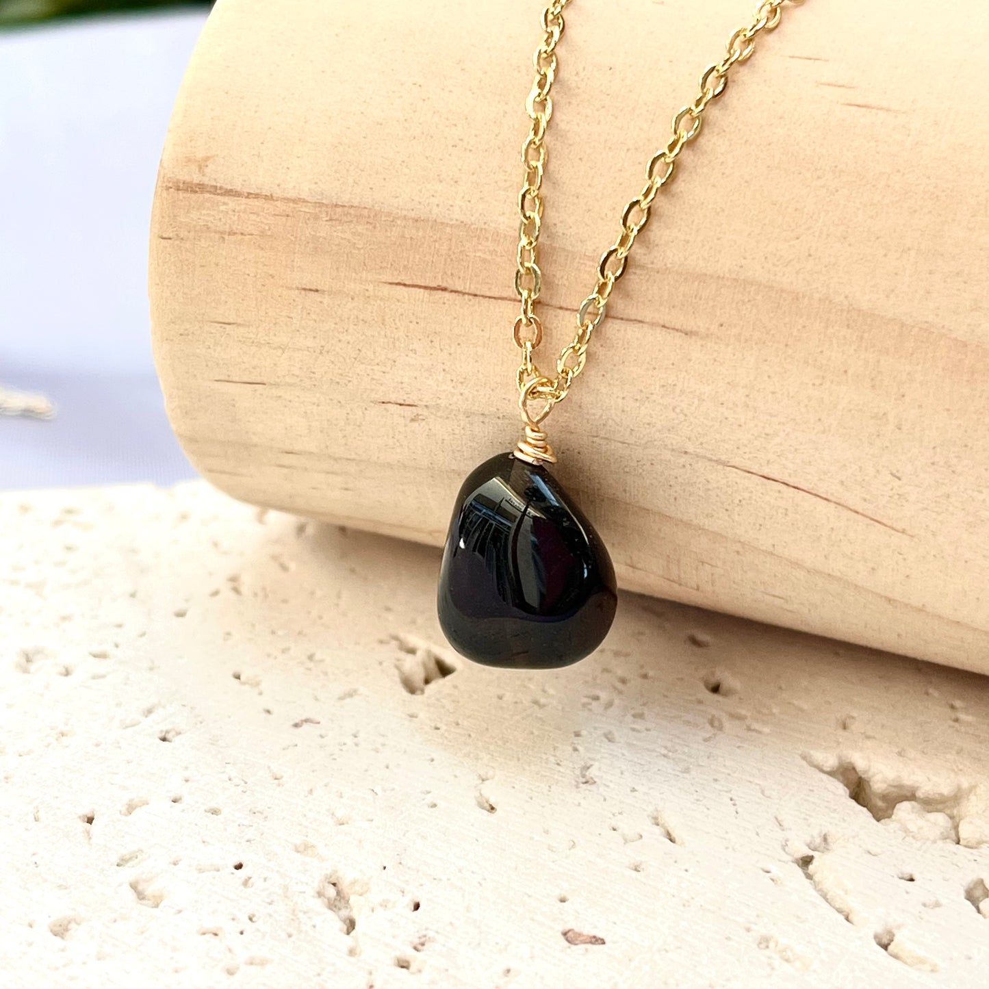 Black Agate Pendant Necklace